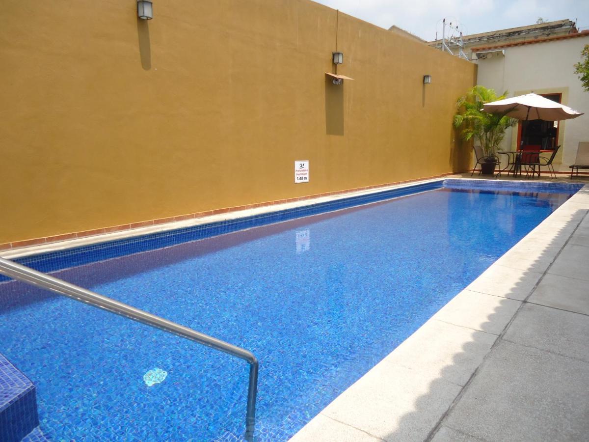 Hotel Concierge Plaza โคลิมา ภายนอก รูปภาพ