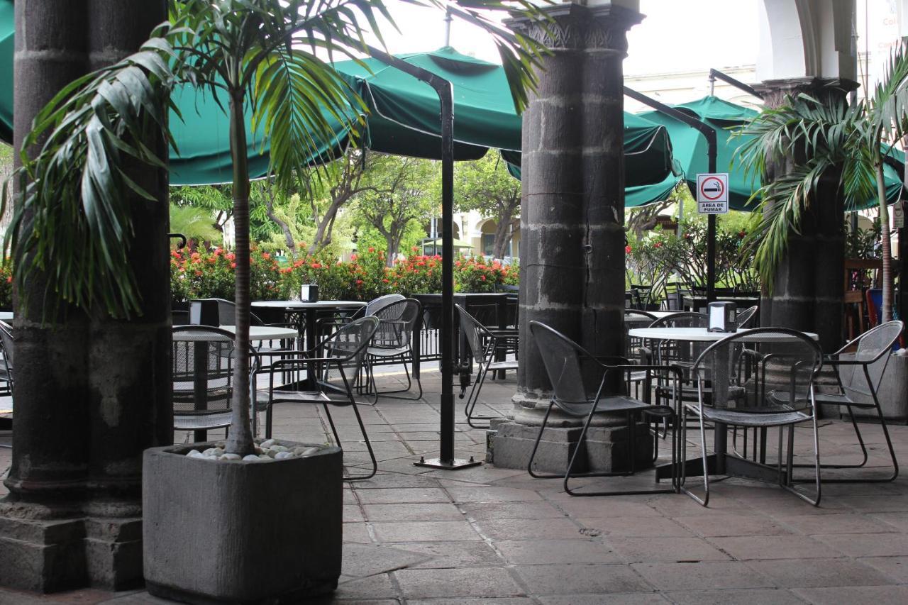 Hotel Concierge Plaza โคลิมา ภายนอก รูปภาพ